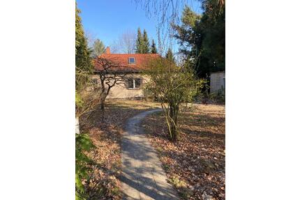 Großzügiger Bungalow in Mahlsdorf-Süd - Berlin Treptow-Köpenick