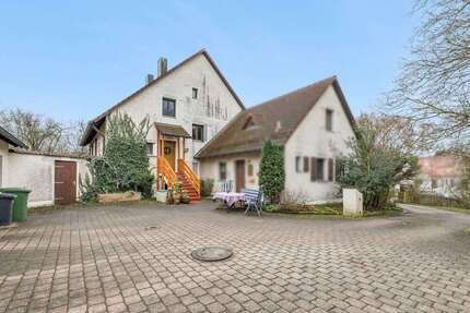 Haus zum Kaufen in Westheim 475.000,00 € 264.02 m²