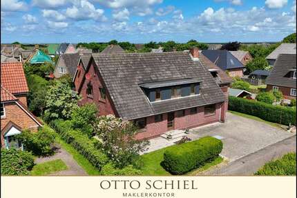 Haus zum Kaufen in Oldsum Föhr 398.500,00 € 217.75 m² - Oldsum / Föhr
