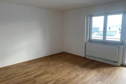 3 Zimmer Wohnung zu vermieten - 620,00&nbsp;EUR Kaltmiete, ca.&nbsp; 68,00&nbsp;m&sup2; in Neumarkt-Sankt Veit (PLZ: 84494)
