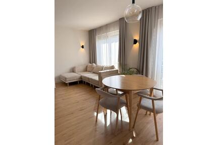 Maisonette-Wohnung mit 4,5 Zimmern in Guter-Lage Düsseldorf-Golzheim