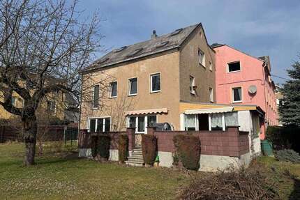 Haus zum Kaufen in Grüna 155.000,00 € 450 m²