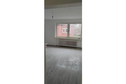2 Zimmer Küche bad zu verkaufen in Heppens - Wilhelmshaven Aldenburg