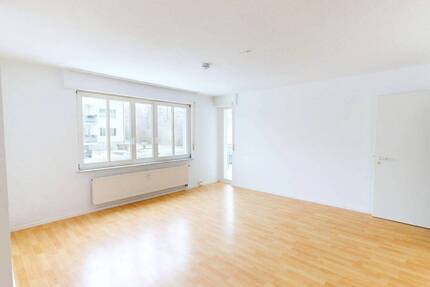 Große 3-Zimmer-Maisonettewohnung mit BALKON, 2 Bädern und EBK - Neuruppin