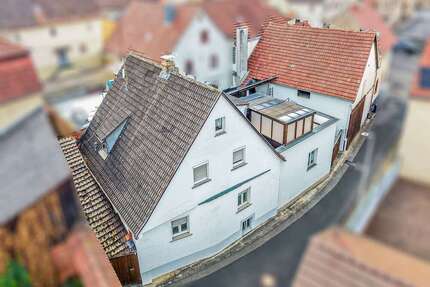 Haus zum Kaufen in Leinach 199.500,00 € 110 m²