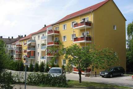 Wohnung zum Mieten in Zeitz 395,00 € 61 m²