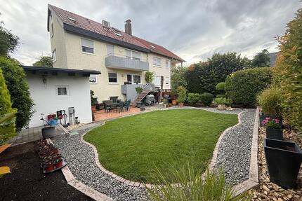 Gepflegtes Familienhaus mit Kamin, Sauna & Traumgarten in Altrip