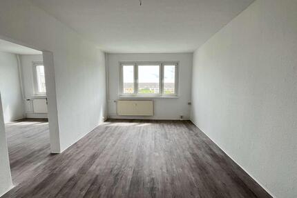 Licht. Luft. Aussicht. – Wohnung mit Tageslichtbad - Bad Düben