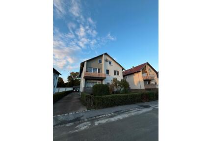 2 Zimmer Dachgeschoss Wohnung Berghreinfeld - Bergrheinfeld