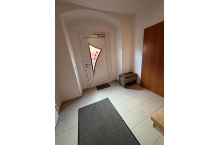 Gemütliche 2- Raumwohnung - 368,00&nbsp;EUR Kaltmiete, ca.&nbsp; 60,00&nbsp;m&sup2; in Droyßig (PLZ: 06722)