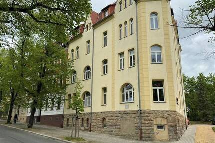 ruhiges wohnen am Park - 399.000,00&nbsp;EUR Kaufpreis, in Zeitz (PLZ: 06712)