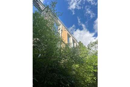 Haus zum Mieten in Berlin 5.016,00 € 220 m²