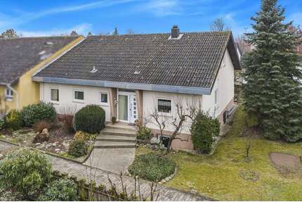 Haus zum Kaufen in Philippsburg 379.000,00 € 147 m²