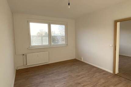 Wohnung zum Mieten in Altenburg 294,90 € 58.98 m²