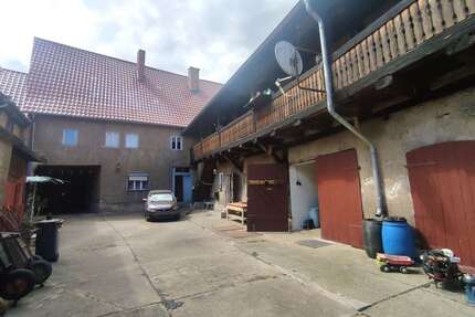 Haus zum Kaufen in Raguhn-Jeßnitz 50.000,00 € 301 m²