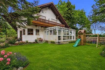 Haus zum Kaufen in Mallersdorf-Pfaffenberg 680.000,00 € 329.28 m²