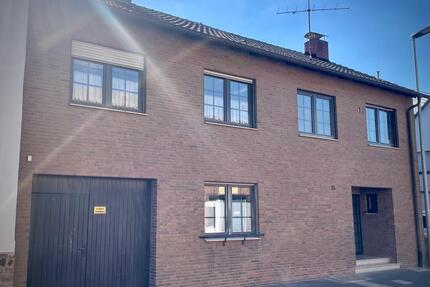 EFH mit großer Halle & Werkstatt auf 939 m² Grundstück - Euskirchen Dom-Esch