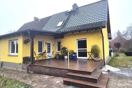 hochwertige und kernsanierte Doppelhaushälfte in Altlewin - Neutrebbin