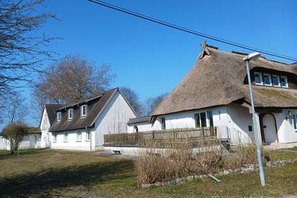 Haus zum Kaufen in Upahl 560.000,00 € 300 m²
