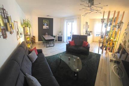 Attraktive 3-Zimmer-Wohnung mit Loggia & 2 Tiefgaragenstellplätzen in ruhiger Lage - ohne Makler - Bad Schussenried
