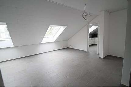Wohnung zum Mieten in Niedernhausen 1.021,48 € 87 m²