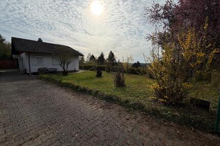 Sehr gepflegtes Wochenendhaus in Leinach bei Zellingen