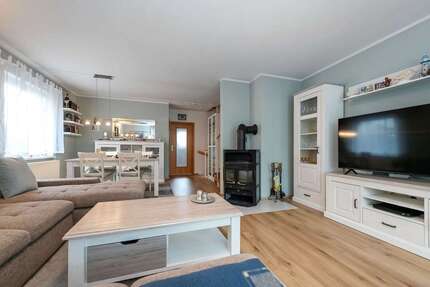 Haus zum Kaufen in Taunusstein 495.000,00 € 123.72 m²