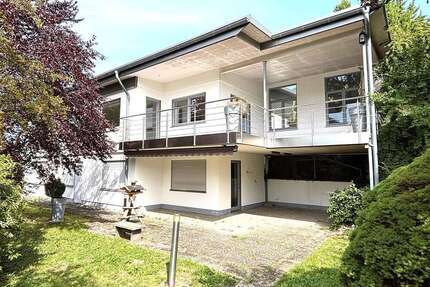Haus zum Kaufen in Albstadt-Lautlingen 390.000,00 € 230 m²