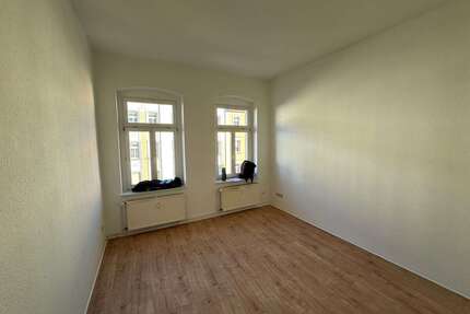 Wohnung zum Mieten in Gera 372,00 € 58.79 m²