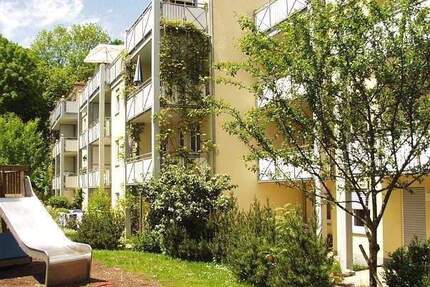 Sonnige 3-Zimmer-Wohnung - 700,00&nbsp;EUR Kaltmiete, ca.&nbsp; 75,00&nbsp;m&sup2;&nbsp;Wohnfl&auml;che in Trossingen (PLZ: 78647)