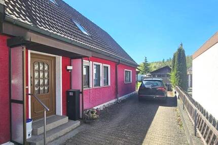 Saniertes Doppelhaus mit schönem Garten in sonniger Lage von Mergelstetten - Heidenheim