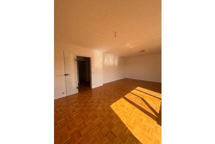 Renovierte 4-Zimmer-Wohnung in n Bad Westernkotten - Lippstadt Overhagen