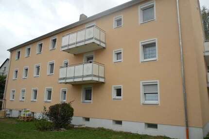 Wohnung zum Mieten in Zell am Main 632,00 € 63.26 m²