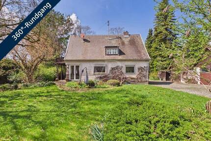 Einfamilienhaus mit außergewöhnlichem Gartenparadies auf fast 4.000 m² Grundstück - Lenting