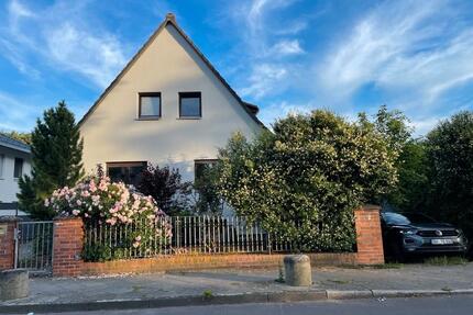 Traumhaus im Grünen von Berlin mit Einliegerwohnung
