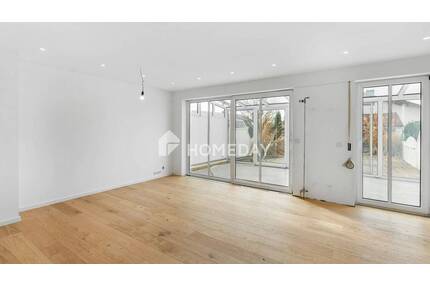 Modernisiert mit viel Platz - Reihenmittelhaus mit Wintergarten, Balkon und sieben Zimmern - Passau Hacklberg