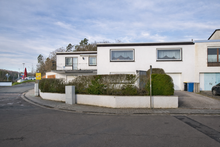 Wohnung zum Kaufen in Bad Schwalbach 260.000,00 € 179 m²