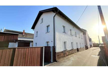 Haus zum Kaufen in OelsnitzVogtland 95.000,00 € 130 m² - Oelsnitz/Vogtland