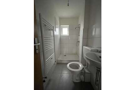 Wohnung zum Kaufen in Wilhelmshaven 65.000,00 € 58 m²