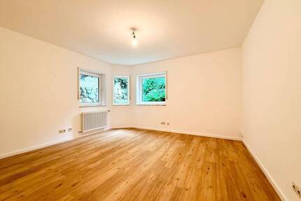 frisch renovierte 1,5 ZKD Wohnung mit neuer Einbauküche - Mannheim Neckarau