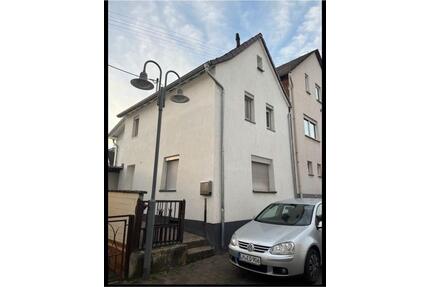 Einfamilienhaus in Dehrn zu vermieten - Runkel