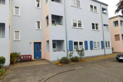 Sehr schöne 1-Zimmer-Wohnung mit großer Wohnküche und 2 Balkonen - Duisburg Duisburg-Mitte
