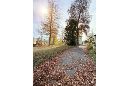 Villen- & Luxus-Doppelhausgrundstück in Toplage der Waldburg - Böblingen