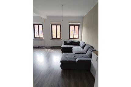 Schöne 2-Zimmer-Wohnung mit Balkon und PKW-Stellplatz - Bernburg (Saale)