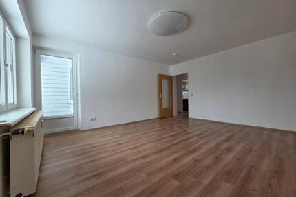 Für Anleger: 2 helle Wohnungen renoviert und teilsaniert - Clausthal-Zellerfeld