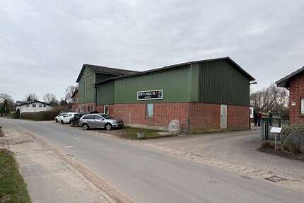 Grundstück zu verkaufen in Hasselberg 285.000,00 € 2200 m²