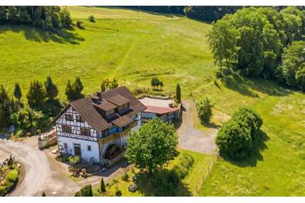 Haus zum Kaufen in Stühlingen 599.000,00 € 231 m²