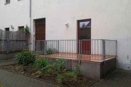 ruhige 2- Raumwohnung - Maisonette - im Erdgeschoss mit Terrasse und Gartenblick ! - Görlitz Innenstadt