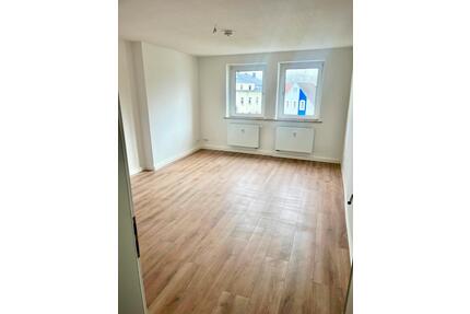 3-Raumwohnung frisch saniert zu vermieten! - Freiberg