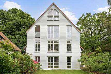 Haus zum Kaufen in Uetze 949.000,00 € 414 m²